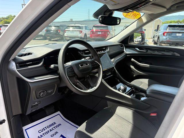 used 2023 Jeep Grand Cherokee car, priced at $28,408