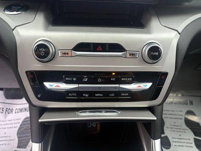 used 2024 Ford Explorer car, priced at $35,894