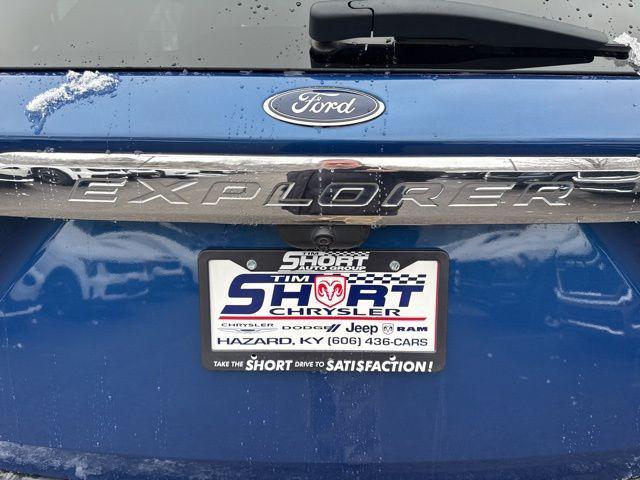used 2022 Ford Explorer car, priced at $27,900