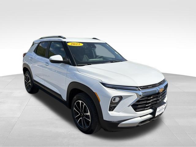 used 2025 Chevrolet TrailBlazer car, priced at $22,729