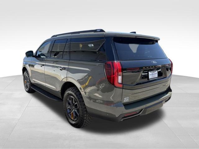 used 2025 Ford Expedition car, priced at $74,516