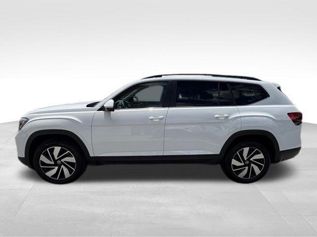 used 2025 Volkswagen Atlas car, priced at $34,342