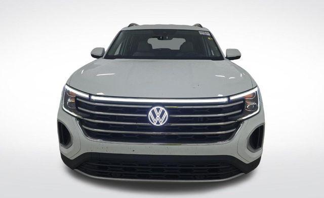 used 2025 Volkswagen Atlas car, priced at $34,621