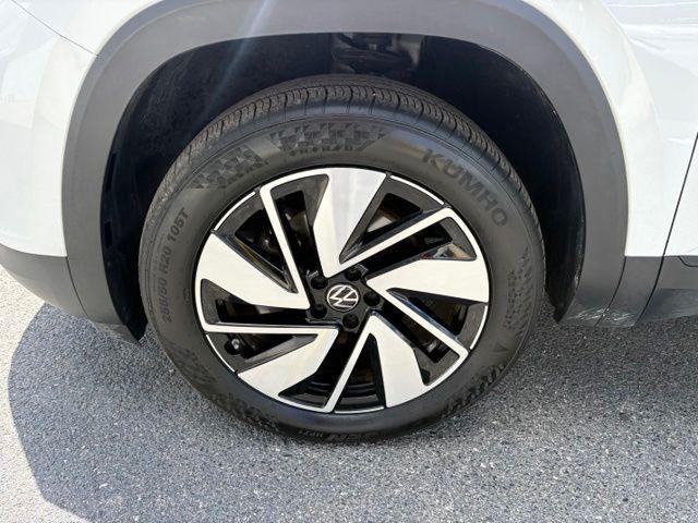 used 2025 Volkswagen Atlas car, priced at $34,342