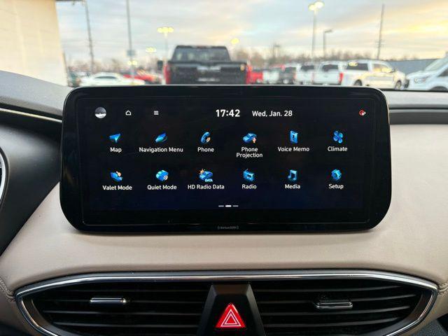 used 2023 Hyundai Santa Fe car, priced at $19,256