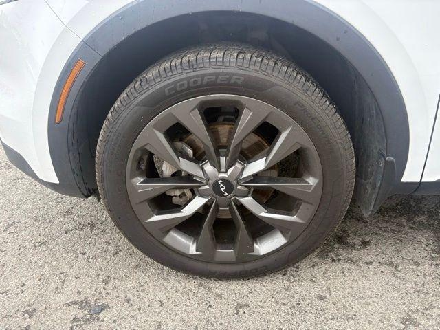used 2022 Kia Sorento car, priced at $22,795