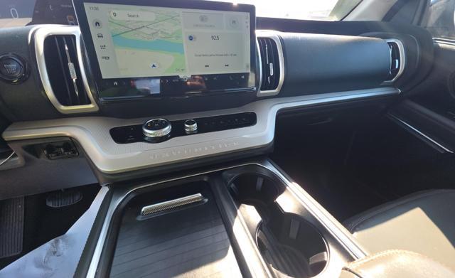 used 2025 Ford Expedition car, priced at $58,998