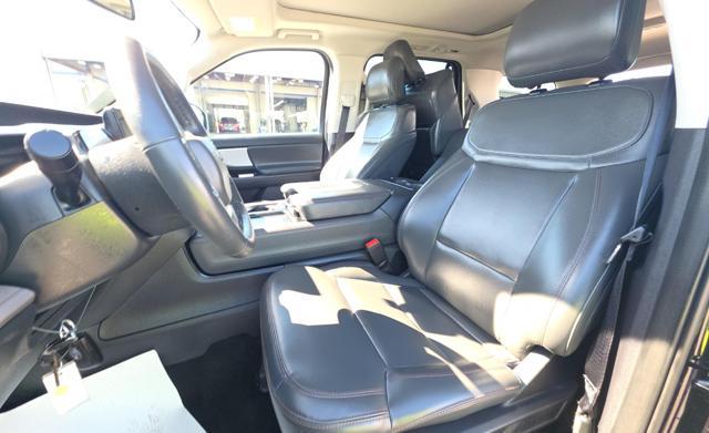 used 2025 Ford Expedition car, priced at $58,998