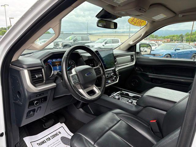 used 2024 Ford Expedition car, priced at $40,894