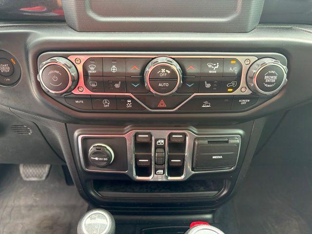 used 2022 Jeep Gladiator car, priced at $26,900