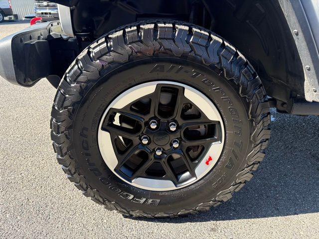 used 2020 Jeep Wrangler Unlimited car, priced at $32,999