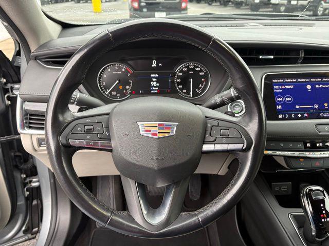 used 2023 Cadillac XT4 car, priced at $21,670