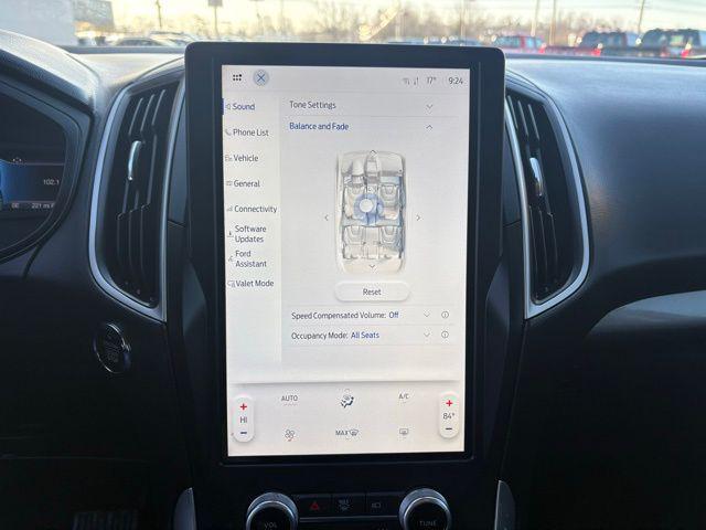 used 2024 Ford Edge car, priced at $23,748