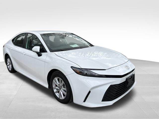 used 2025 Toyota Camry car, priced at $25,900
