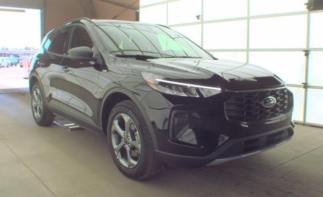 used 2025 Ford Escape car, priced at $23,900