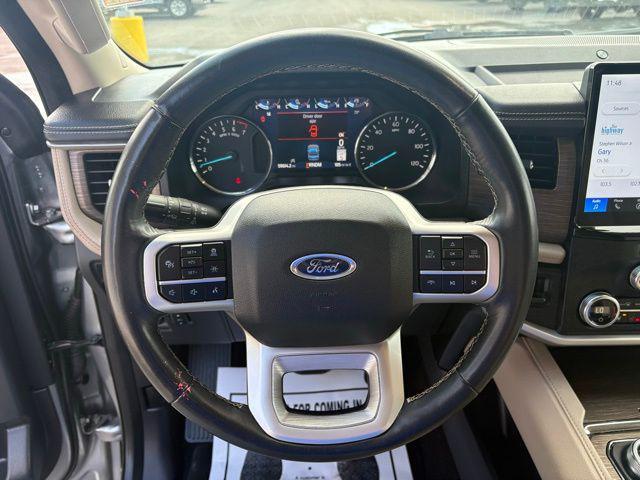 used 2024 Ford Expedition car, priced at $43,998
