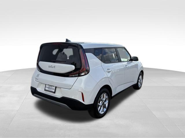 used 2024 Kia Soul car, priced at $16,400