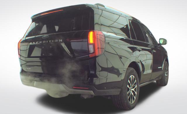 used 2025 Ford Expedition car, priced at $68,998