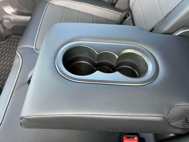 2022 Deep Black Pearl Effect Volkswagen Taos