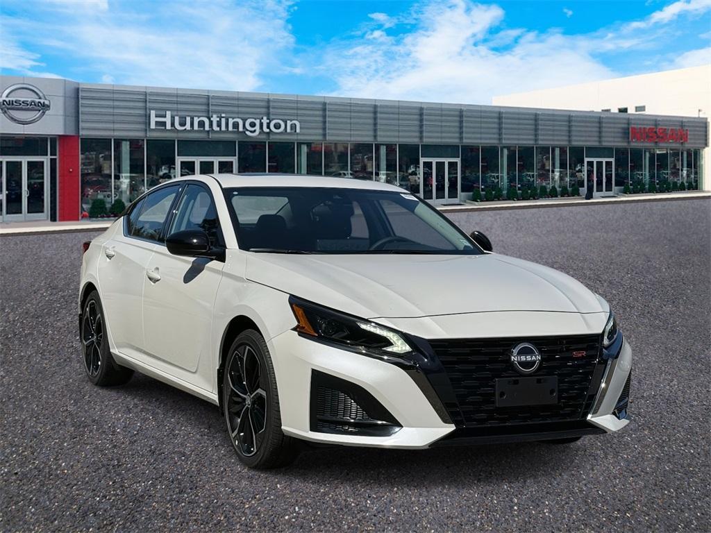 new 2025 Nissan Altima car, priced at $32,112