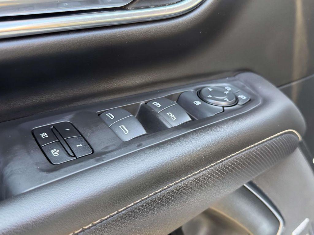 used 2024 GMC Yukon car, priced at $48,999