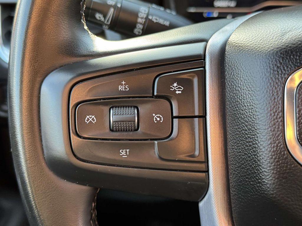 used 2024 GMC Yukon car, priced at $48,999