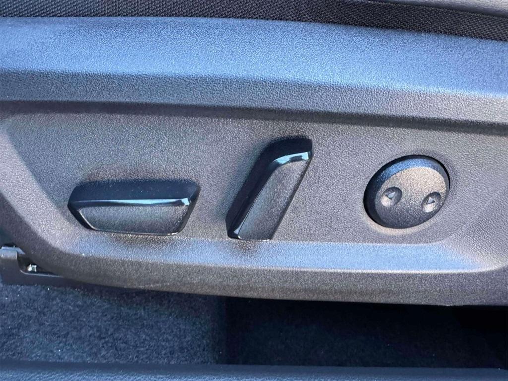 used 2024 Nissan Rogue car, priced at $22,222