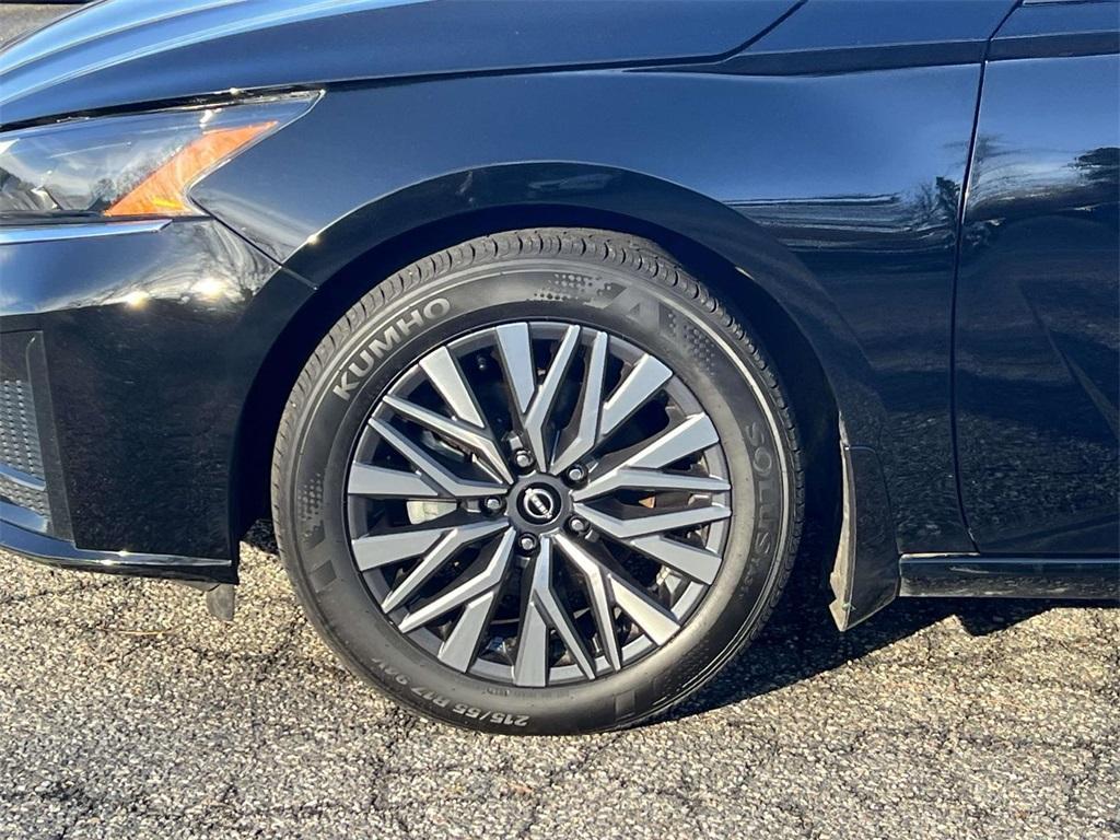 used 2025 Nissan Altima car, priced at $20,215