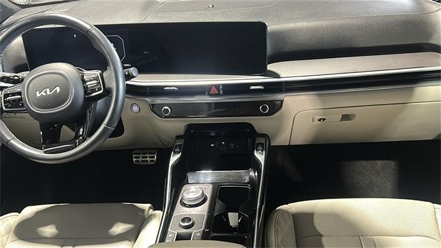 used 2025 Kia Sorento Plug-In Hybrid car, priced at $44,557