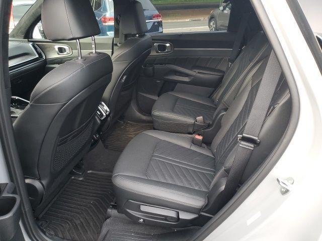 used 2025 Kia Sorento car, priced at $39,883