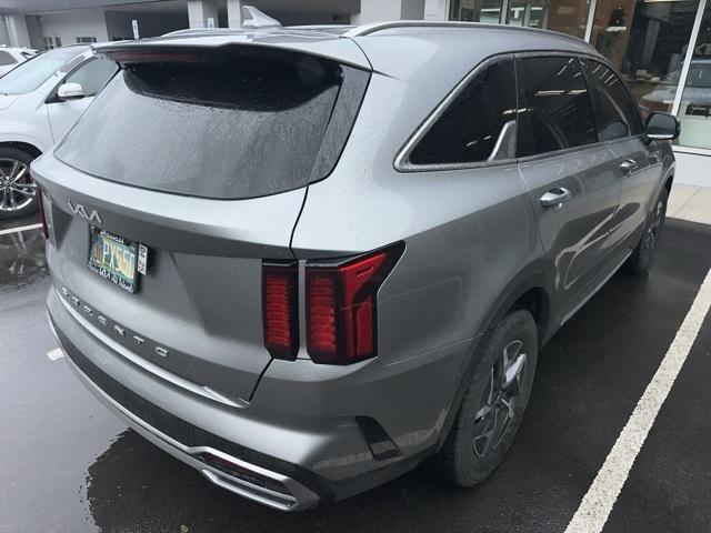 used 2022 Kia Sorento Hybrid car, priced at $23,995