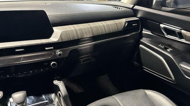 used 2024 Kia Telluride car, priced at $35,381