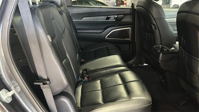 used 2024 Kia Telluride car, priced at $33,877