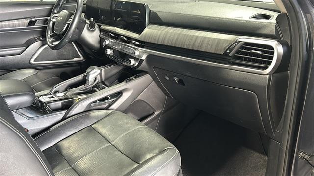 used 2024 Kia Telluride car, priced at $33,877