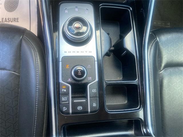 used 2022 Kia Sorento Plug-In Hybrid car, priced at $25,998