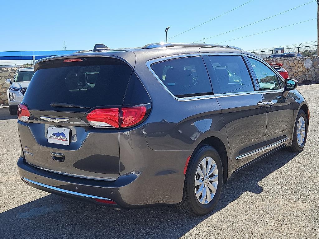 used 2019 Chrysler Pacifica car, priced at $15,991