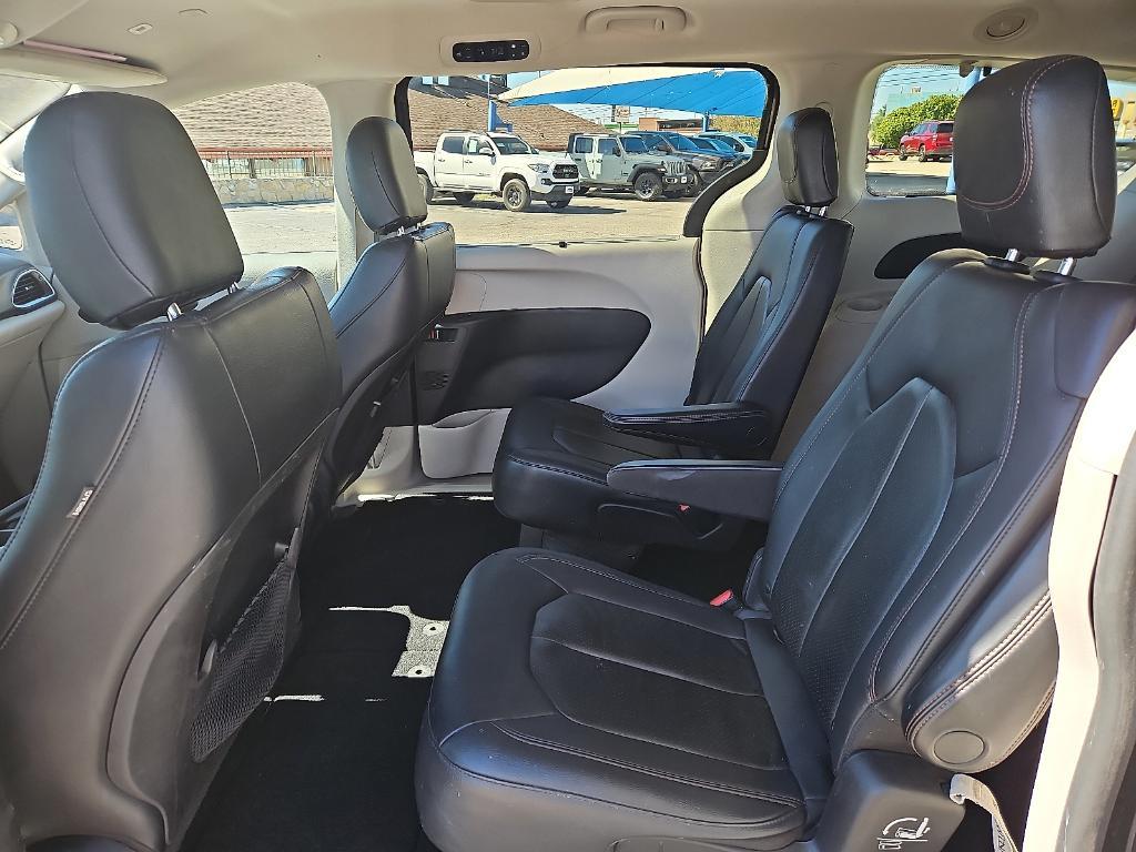 used 2019 Chrysler Pacifica car, priced at $15,991