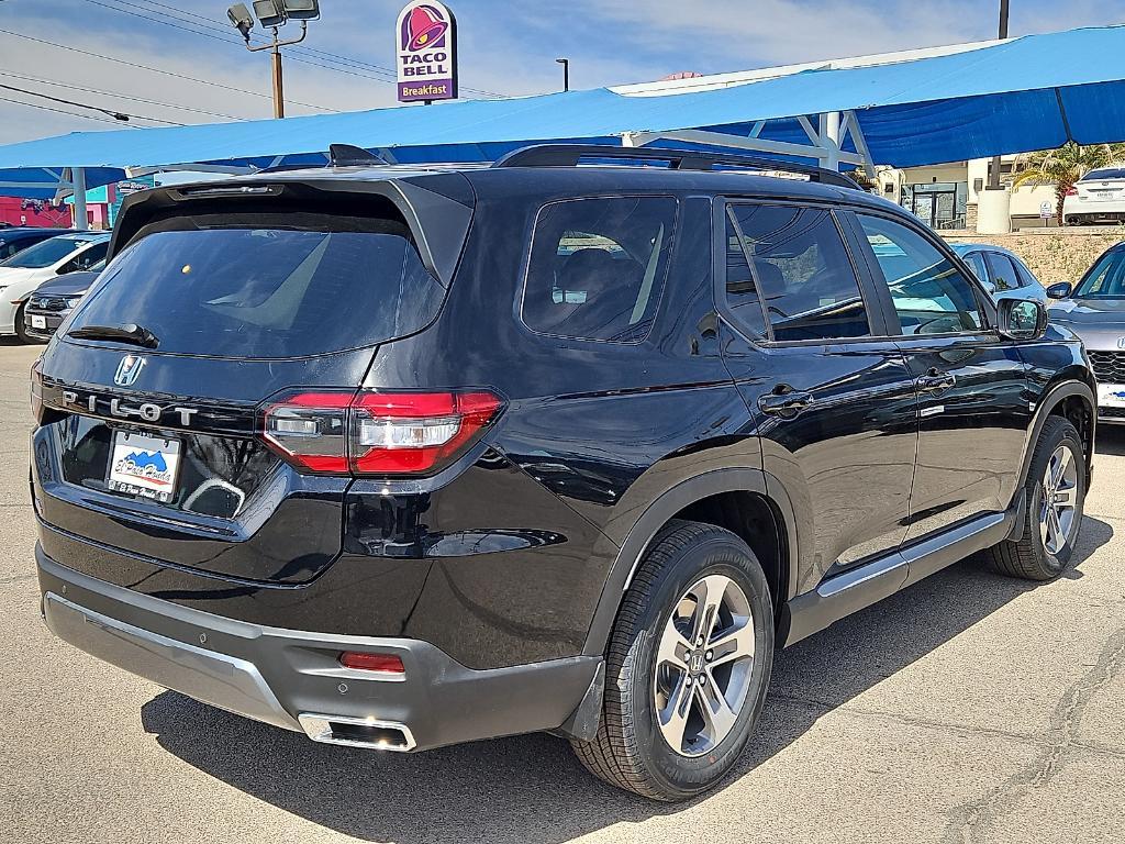 new 2026 Honda Pilot car, priced at $46,740