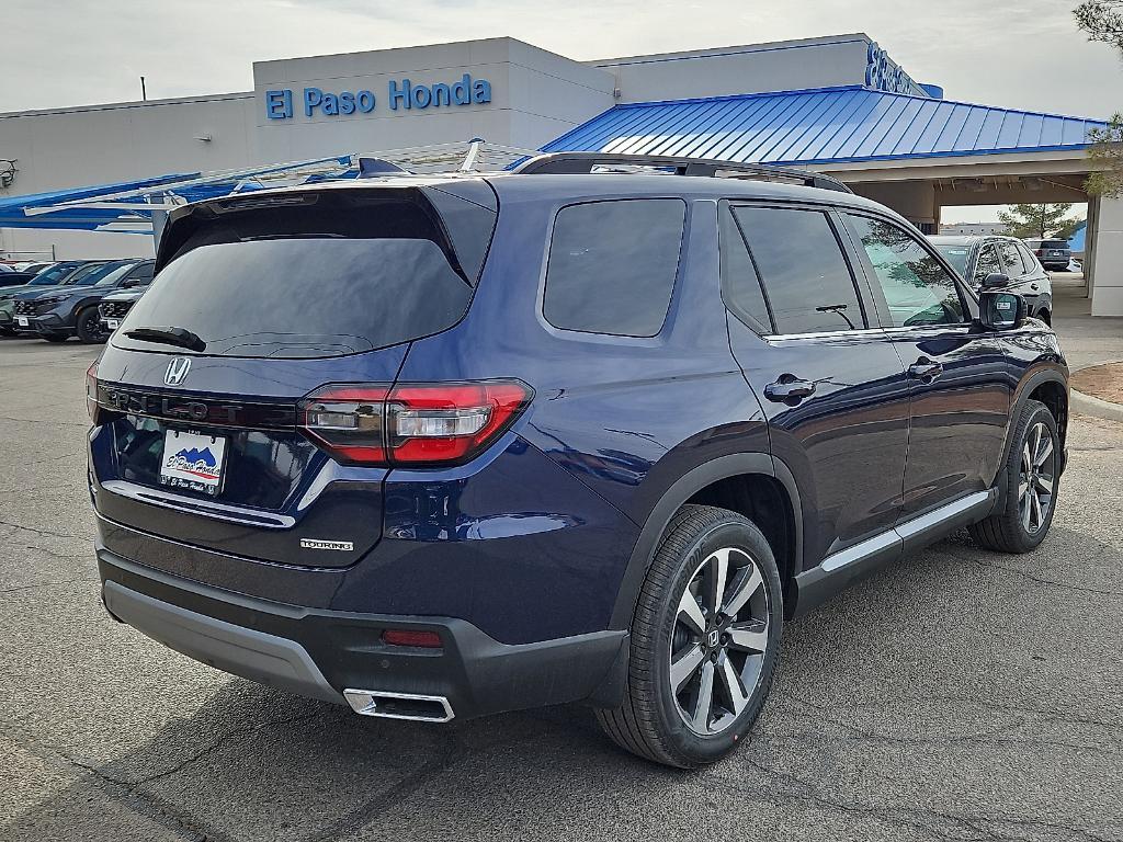 new 2025 Honda Pilot car, priced at $51,095