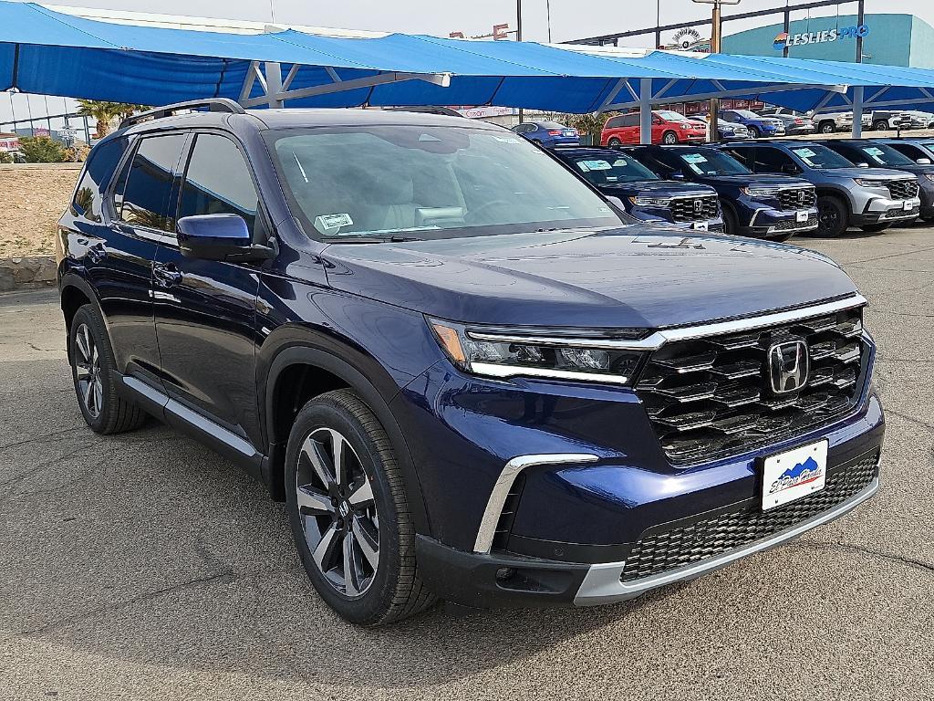 new 2025 Honda Pilot car, priced at $51,095