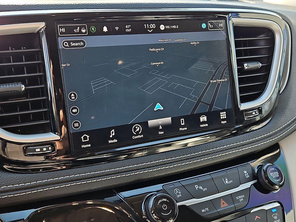 used 2023 Chrysler Pacifica car, priced at $28,991