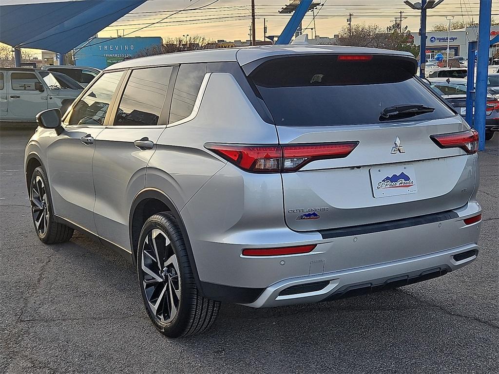 used 2024 Mitsubishi Outlander car, priced at $25,491