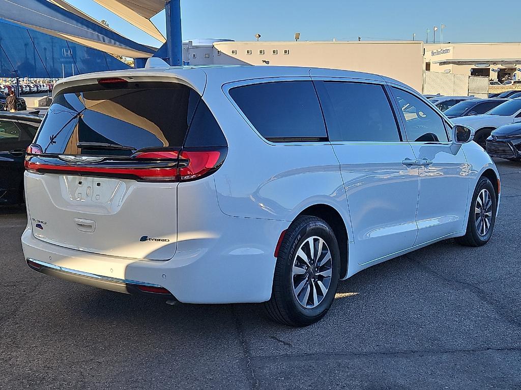 used 2022 Chrysler Pacifica Hybrid car, priced at $22,991