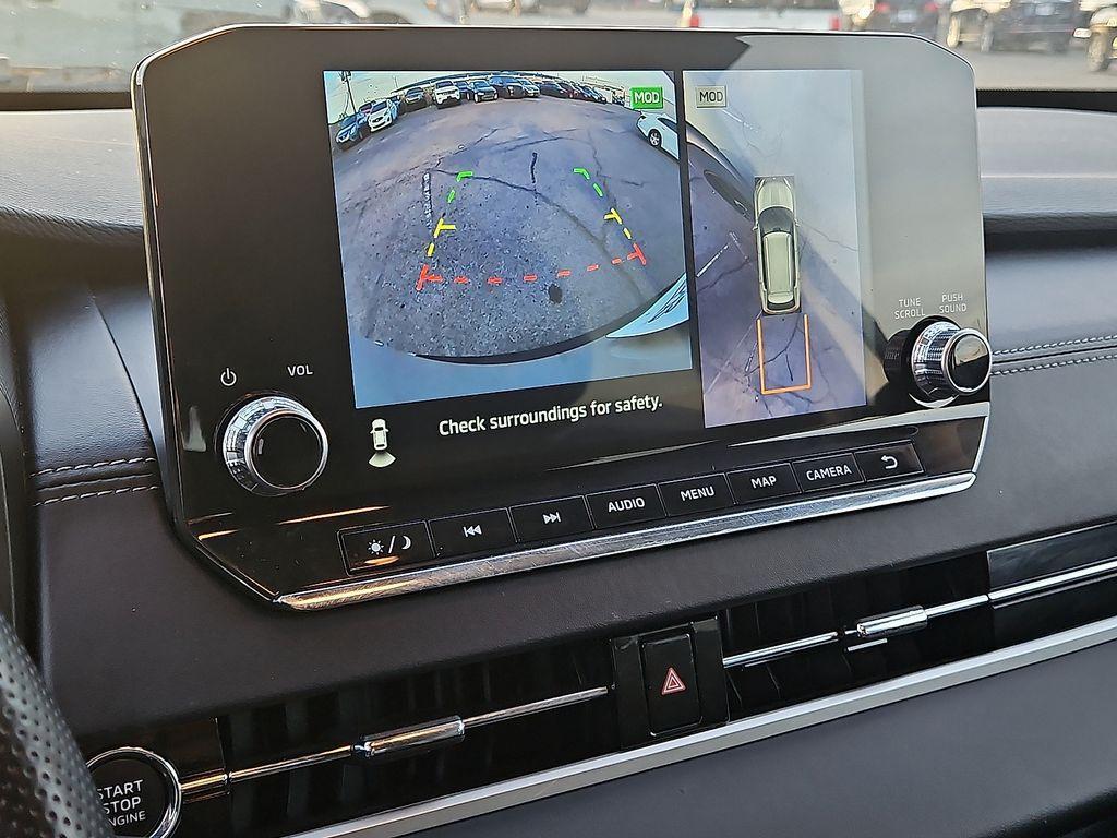 used 2024 Mitsubishi Outlander car, priced at $25,491