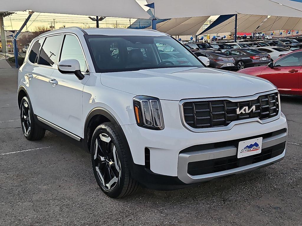 used 2024 Kia Telluride car, priced at $34,491