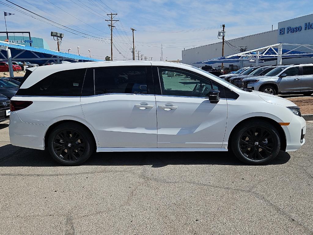 new 2026 Honda Odyssey car, priced at $45,845