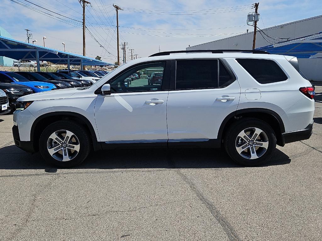 new 2026 Honda Pilot car, priced at $47,195