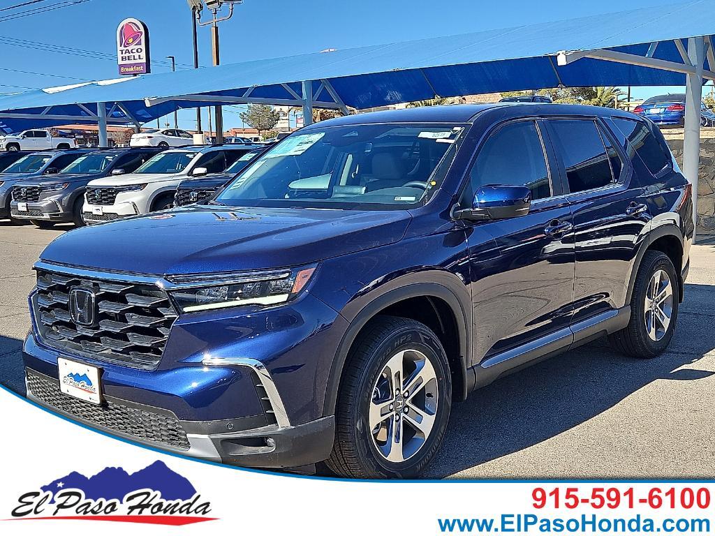 new 2025 Honda Pilot car, priced at $44,995