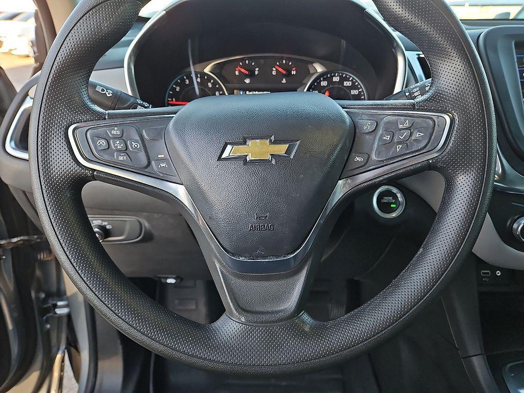 used 2024 Chevrolet Equinox car, priced at $22,991