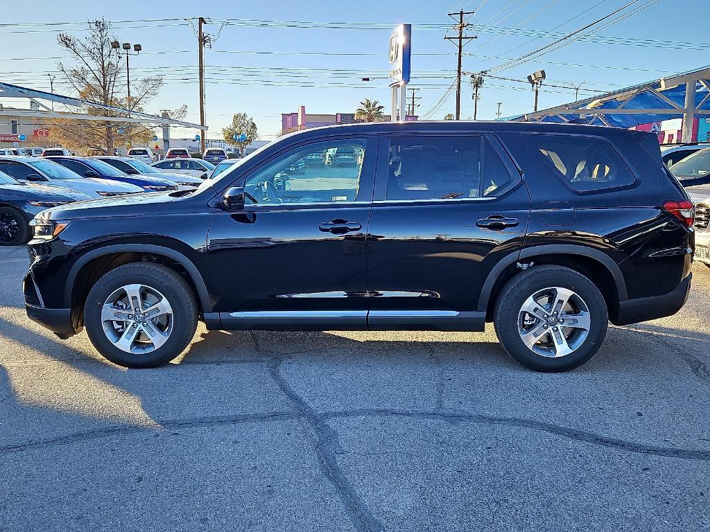 new 2025 Honda Pilot car, priced at $47,095